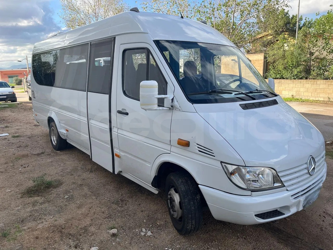 Mercedes-Benz Sprinter - Minibus, Prigradski autobus: slika Mercedes-Benz Sprinter - Minibus, Prigradski autobus Mercedes-Benz Sprinter - Minibus, Prigradski autobus: slika Mercedes-Benz Sprinter - Minibus, Prigradski autobus