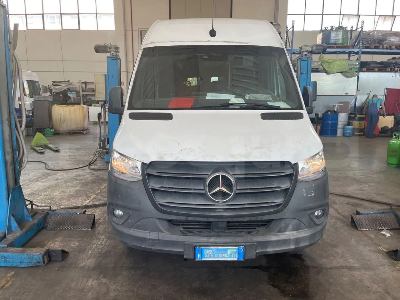 Mercedes-Benz Sprinter - Minibus, Putnički kombi: slika Mercedes-Benz Sprinter - Minibus, Putnički kombi Mercedes-Benz Sprinter - Minibus, Putnički kombi: slika Mercedes-Benz Sprinter - Minibus, Putnički kombi