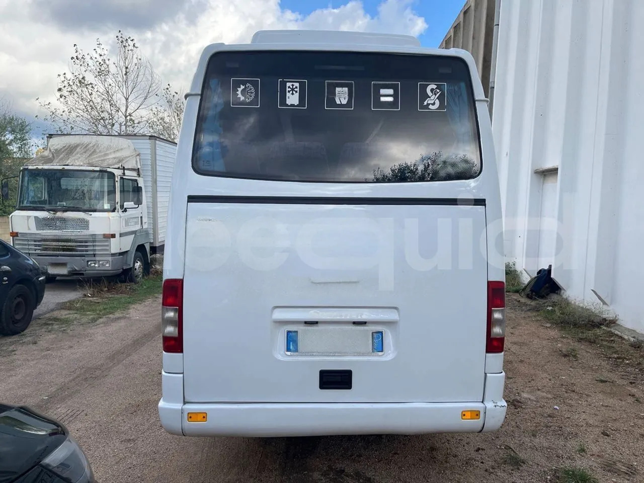 Mercedes-Benz Sprinter - Minibus, Prigradski autobus: slika Mercedes-Benz Sprinter - Minibus, Prigradski autobus Mercedes-Benz Sprinter - Minibus, Prigradski autobus: slika Mercedes-Benz Sprinter - Minibus, Prigradski autobus