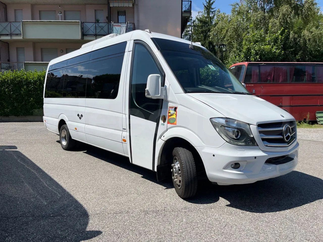 Mercedes-Benz Sprinter - Prigradski autobus: slika Mercedes-Benz Sprinter - Prigradski autobus Mercedes-Benz Sprinter - Prigradski autobus: slika Mercedes-Benz Sprinter - Prigradski autobus