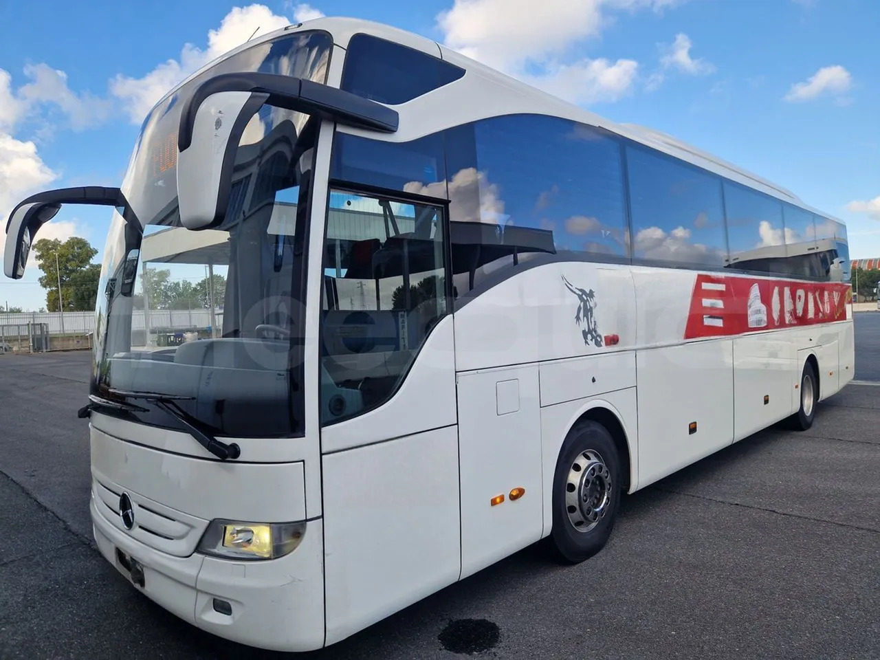 Mercedes-Benz Tourismo - Turistički autobus: slika Mercedes-Benz Tourismo - Turistički autobus Mercedes-Benz Tourismo - Turistički autobus: slika Mercedes-Benz Tourismo - Turistički autobus