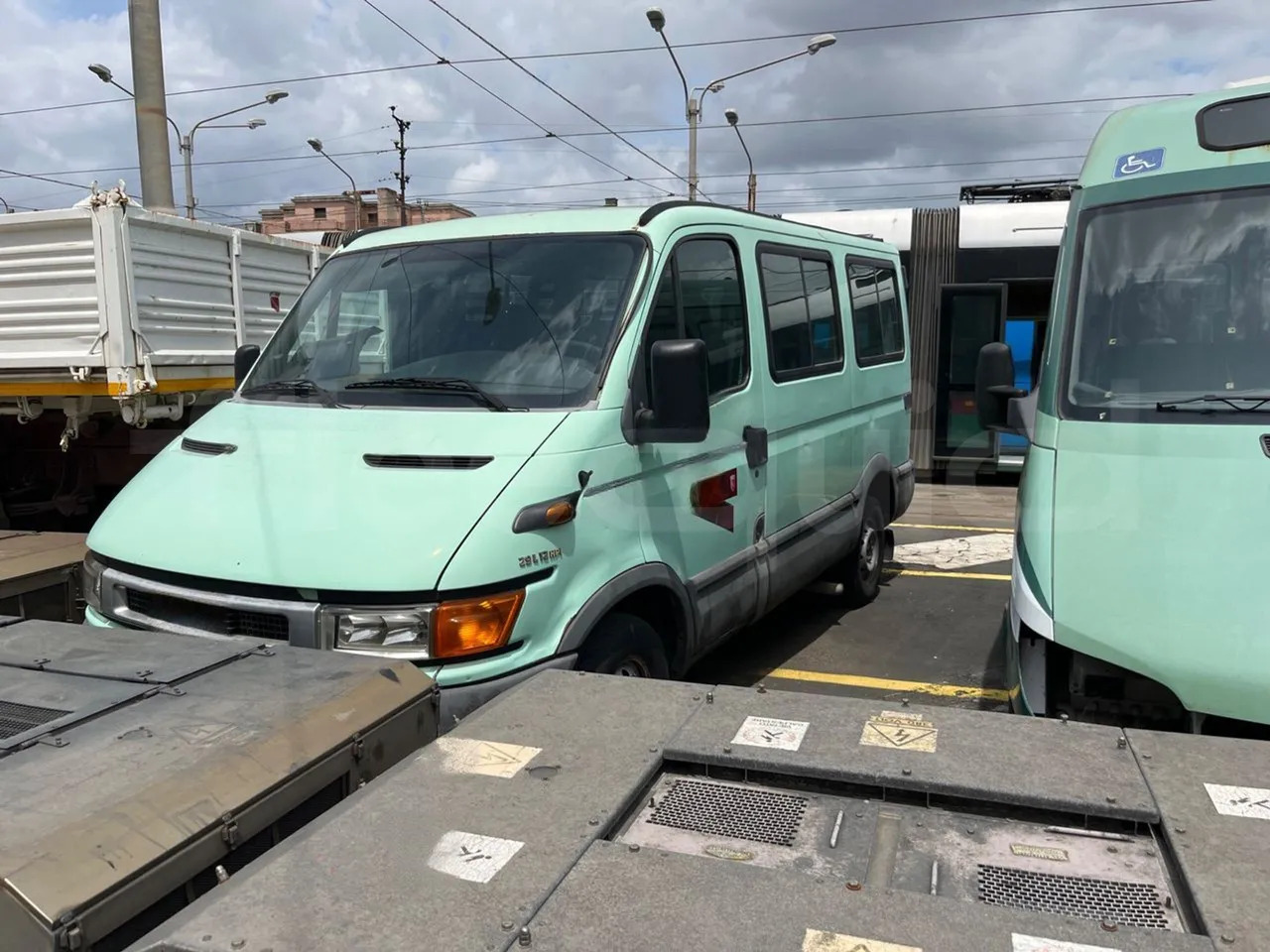 N.2Iveco Daily - Minibus, Putnički kombi: slika N.2Iveco Daily - Minibus, Putnički kombi N.2Iveco Daily - Minibus, Putnički kombi: slika N.2Iveco Daily - Minibus, Putnički kombi