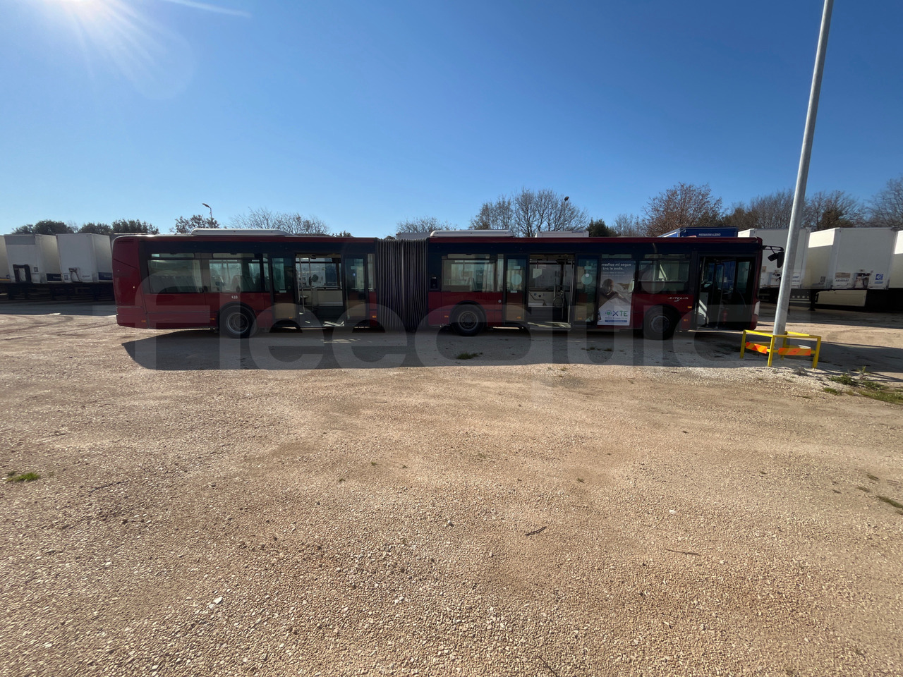 Gradski autobus N. 6 Iveco Citelis: slika Gradski autobus N. 6 Iveco Citelis