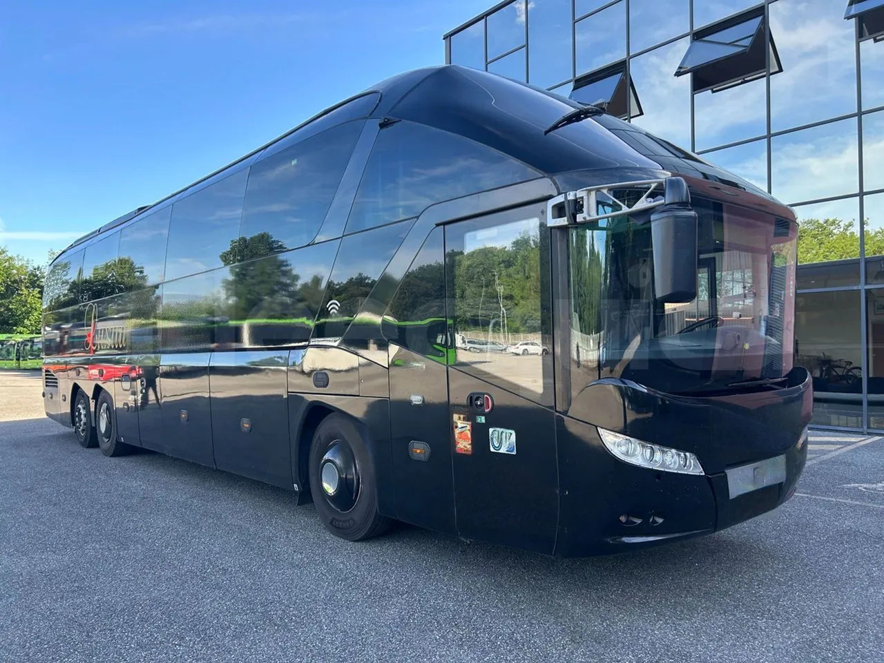 Neoplan Starliner - Turistički autobus: slika Neoplan Starliner - Turistički autobus Neoplan Starliner - Turistički autobus: slika Neoplan Starliner - Turistički autobus