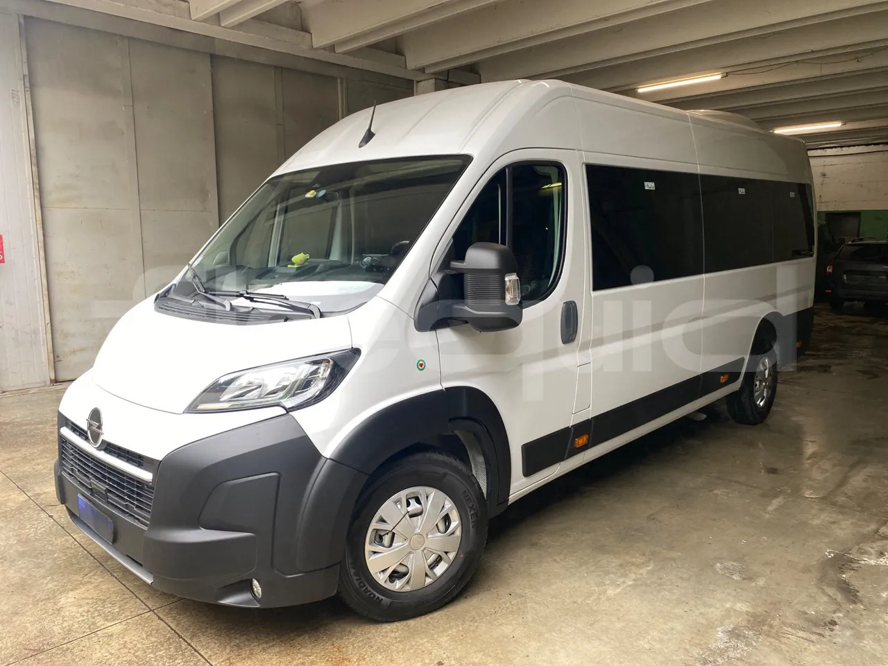 Opel Movano - Minibus, Putnički kombi: slika Opel Movano - Minibus, Putnički kombi Opel Movano - Minibus, Putnički kombi: slika Opel Movano - Minibus, Putnički kombi