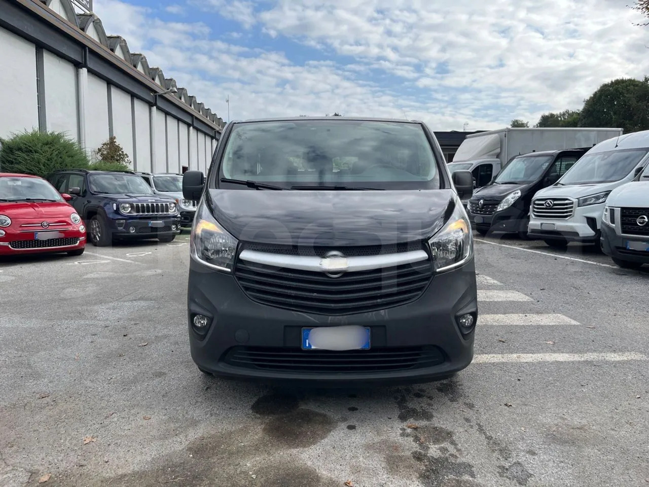 Opel Vivaro - B - Minibus, Putnički kombi: slika Opel Vivaro - B - Minibus, Putnički kombi Opel Vivaro - B - Minibus, Putnički kombi: slika Opel Vivaro - B - Minibus, Putnički kombi