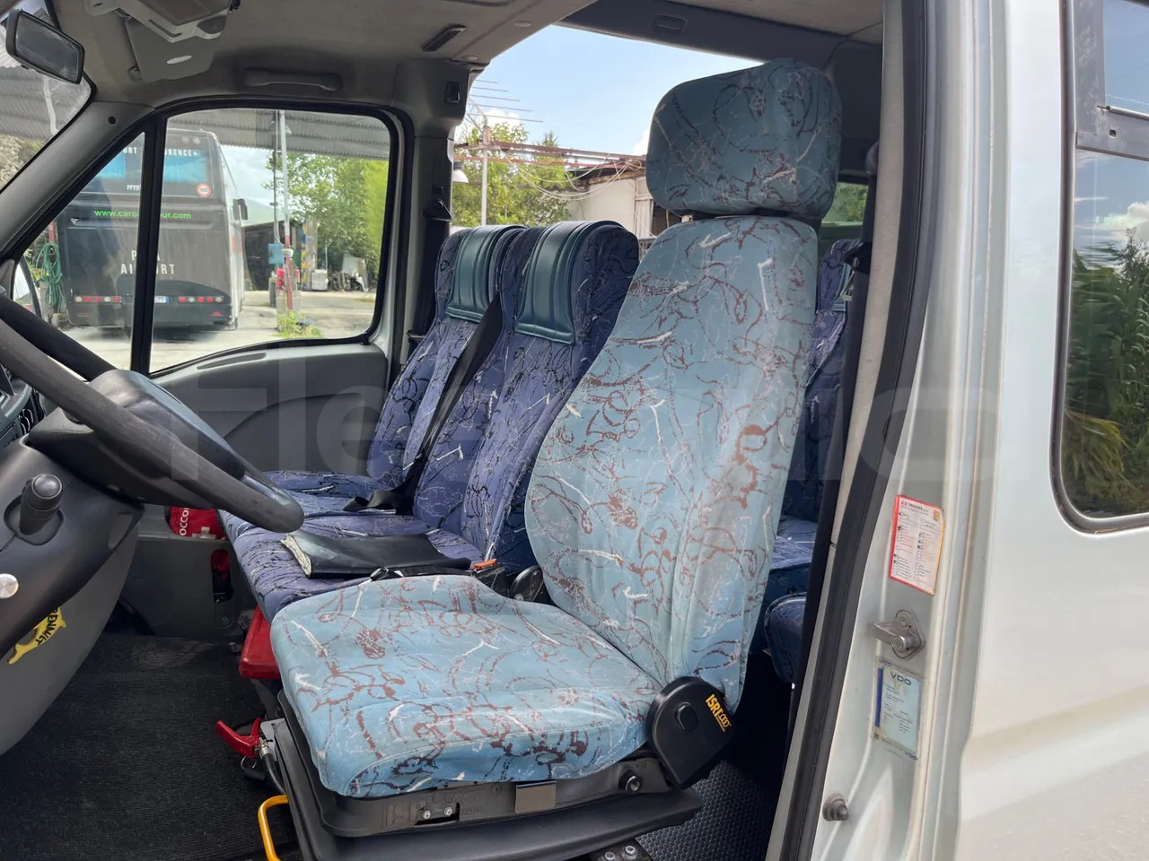 Minibus, Putnički kombi Renault Master: slika Minibus, Putnički kombi Renault Master