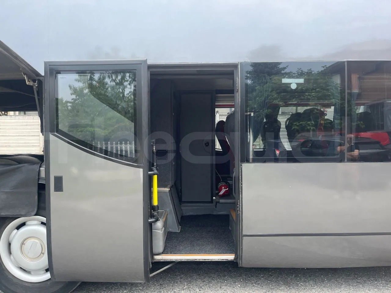 Scania Ayats Bravo 1 - Turistički autobus: slika Scania Ayats Bravo 1 - Turistički autobus Scania Ayats Bravo 1 - Turistički autobus: slika Scania Ayats Bravo 1 - Turistički autobus