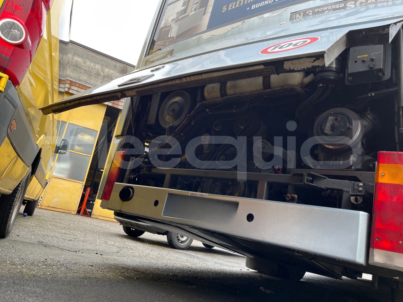 Prigradski autobus Scania De Simon: slika Prigradski autobus Scania De Simon