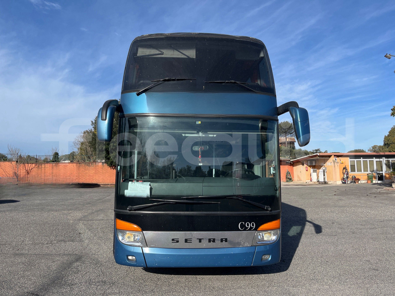 Setra S 431 - Turistički autobus: slika Setra S 431 - Turistički autobus Setra S 431 - Turistički autobus: slika Setra S 431 - Turistički autobus