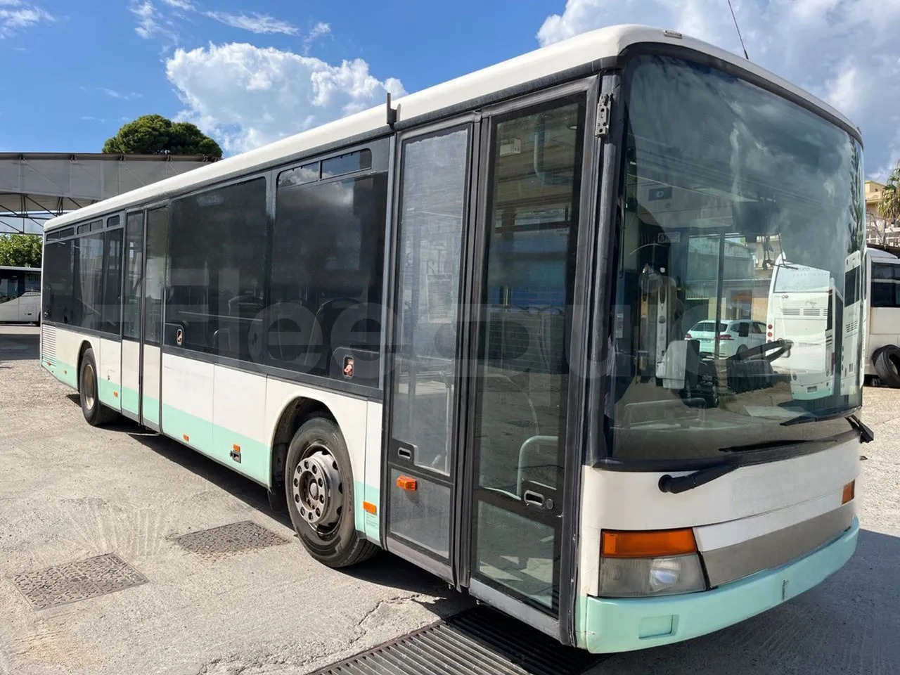 Setra S315 - Prigradski autobus: slika Setra S315 - Prigradski autobus Setra S315 - Prigradski autobus: slika Setra S315 - Prigradski autobus