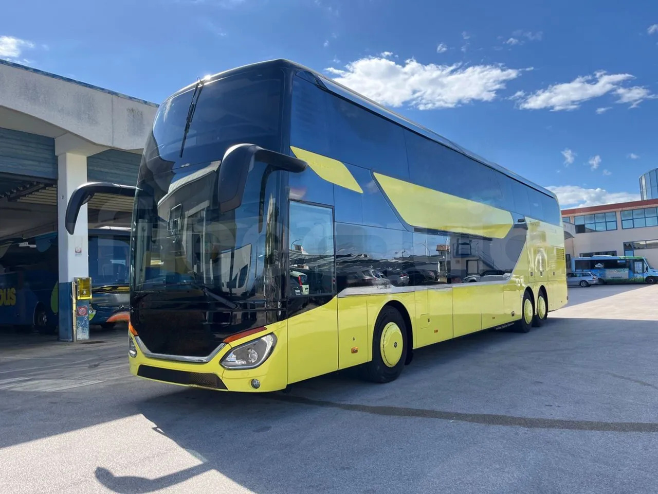 Setra S531 - Turistički autobus: slika Setra S531 - Turistički autobus Setra S531 - Turistički autobus: slika Setra S531 - Turistički autobus