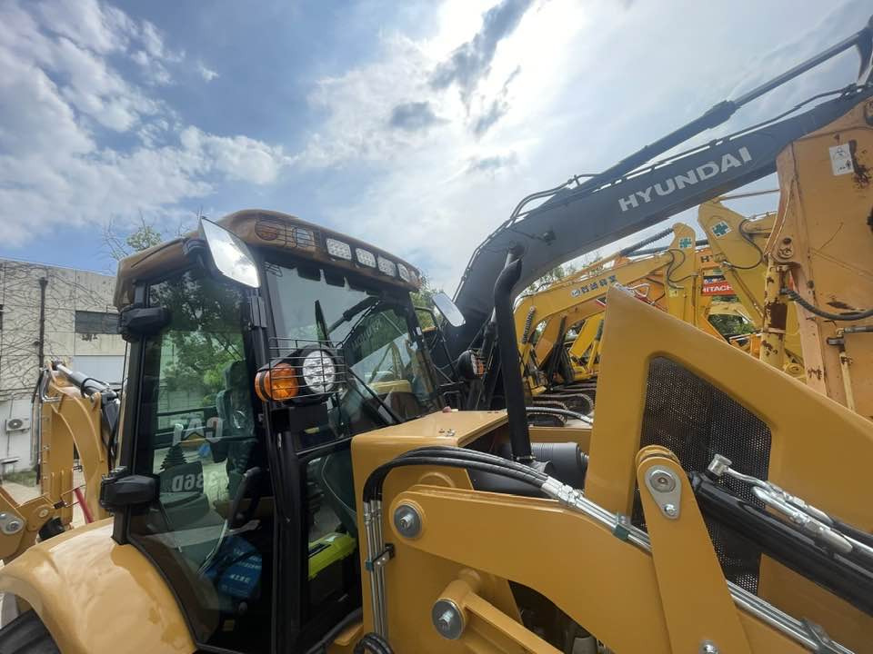 JCB 3CX - Građevinski strojevi: slika JCB 3CX - Građevinski strojevi JCB 3CX - Građevinski strojevi: slika JCB 3CX - Građevinski strojevi