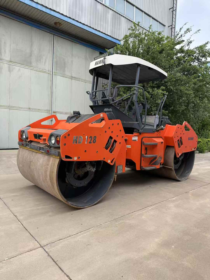 HAMM HD128 - Cestovni valjak: slika HAMM HD128 - Cestovni valjak HAMM HD128 - Cestovni valjak: slika HAMM HD128 - Cestovni valjak