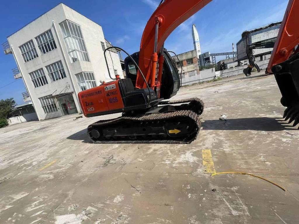 Hitachi ZX 120 - Bager gusjeničar: slika Hitachi ZX 120 - Bager gusjeničar Hitachi ZX 120 - Bager gusjeničar: slika Hitachi ZX 120 - Bager gusjeničar
