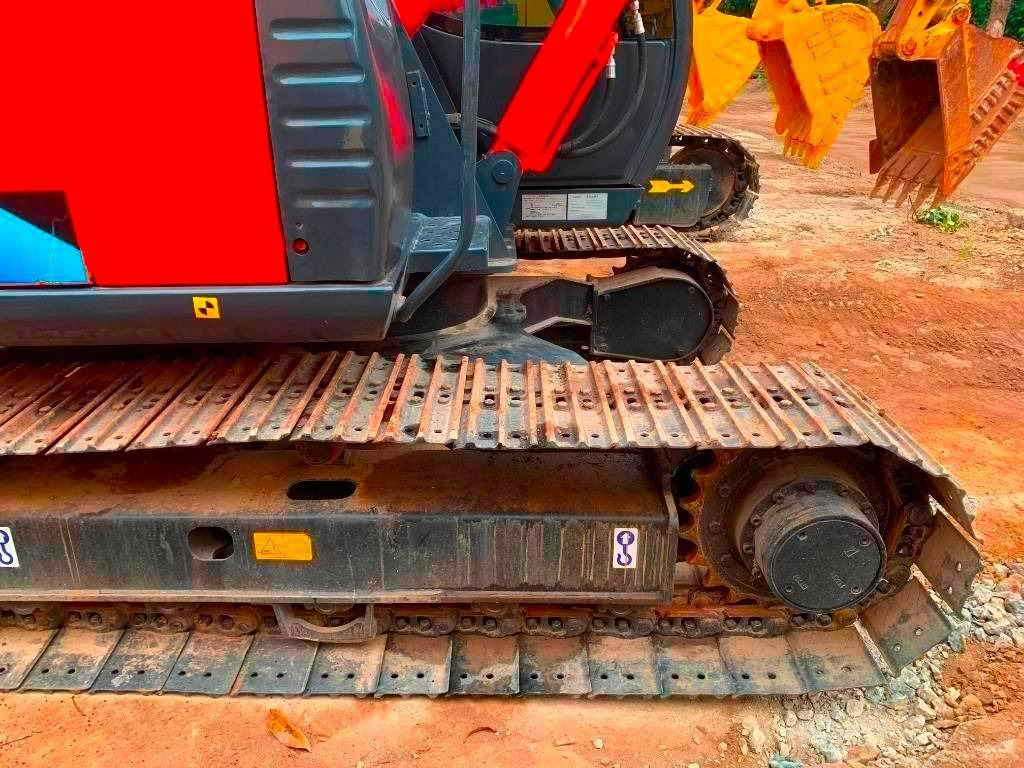 Hitachi Zaxis 70 - Bager gusjeničar: slika Hitachi Zaxis 70 - Bager gusjeničar Hitachi Zaxis 70 - Bager gusjeničar: slika Hitachi Zaxis 70 - Bager gusjeničar