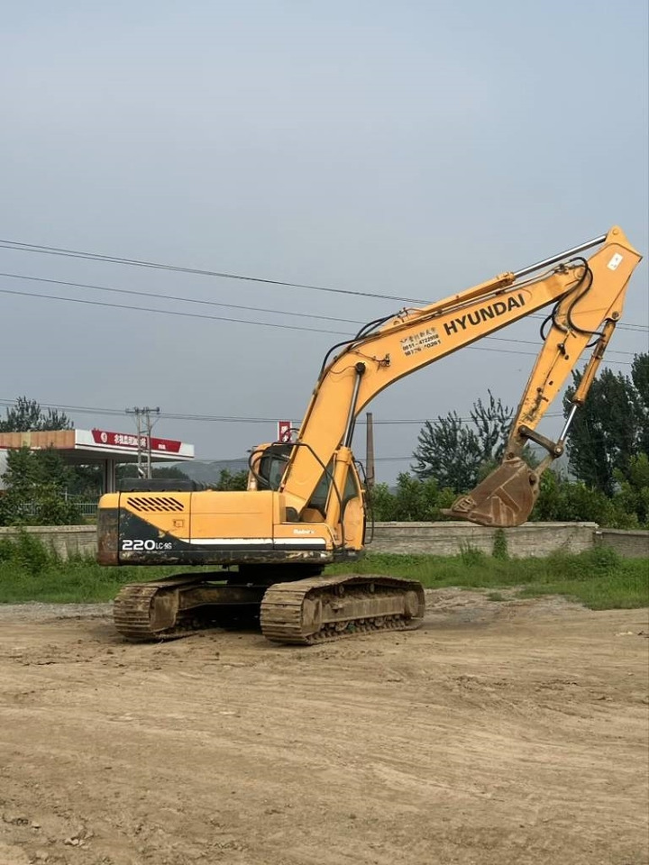Hyundai R220-9S - Bager gusjeničar: slika Hyundai R220-9S - Bager gusjeničar Hyundai R220-9S - Bager gusjeničar: slika Hyundai R220-9S - Bager gusjeničar