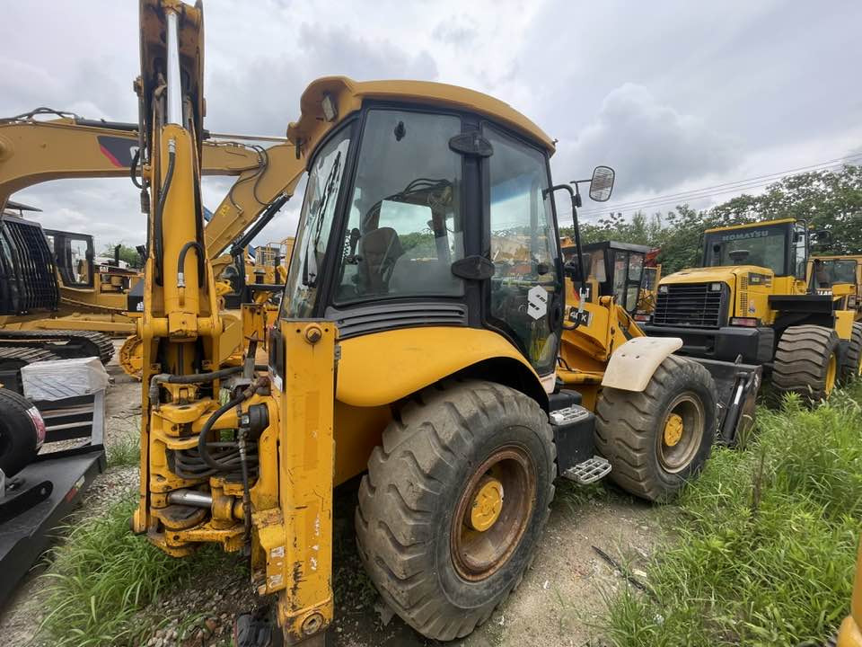 JCB 4CX Backhoe Loader - Rovokopač-utovarivač: slika JCB 4CX Backhoe Loader - Rovokopač-utovarivač JCB 4CX Backhoe Loader - Rovokopač-utovarivač: slika JCB 4CX Backhoe Loader - Rovokopač-utovarivač