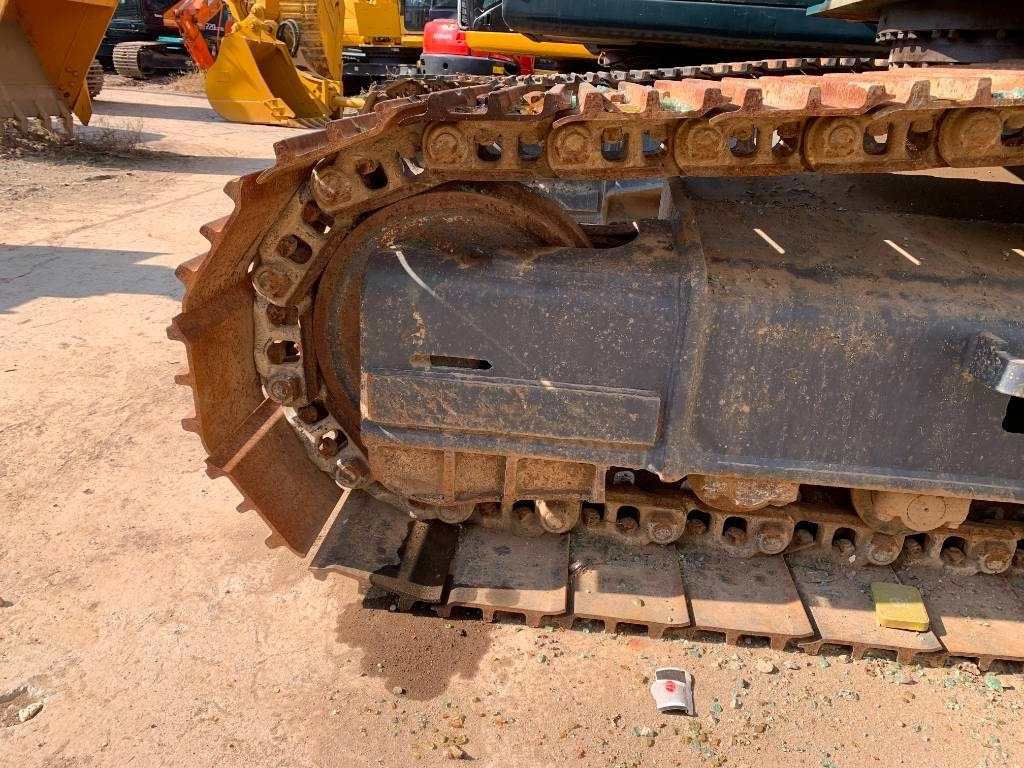 Kobelco SK 210 LC-8 - Bager gusjeničar: slika Kobelco SK 210 LC-8 - Bager gusjeničar Kobelco SK 210 LC-8 - Bager gusjeničar: slika Kobelco SK 210 LC-8 - Bager gusjeničar