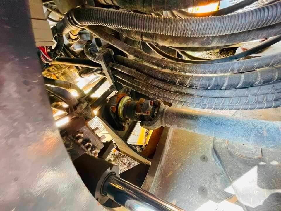 Komatsu WA380-6 - Utovarivač na kotačima: slika Komatsu WA380-6 - Utovarivač na kotačima Komatsu WA380-6 - Utovarivač na kotačima: slika Komatsu WA380-6 - Utovarivač na kotačima