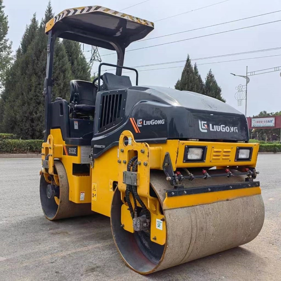 Liugong 6033E - Cestovni valjak: slika Liugong 6033E - Cestovni valjak Liugong 6033E - Cestovni valjak: slika Liugong 6033E - Cestovni valjak