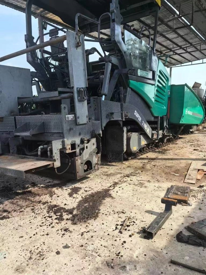 Vögele Super 2100-3 - Finišer za asfalt: slika Vögele Super 2100-3 - Finišer za asfalt Vögele Super 2100-3 - Finišer za asfalt: slika Vögele Super 2100-3 - Finišer za asfalt