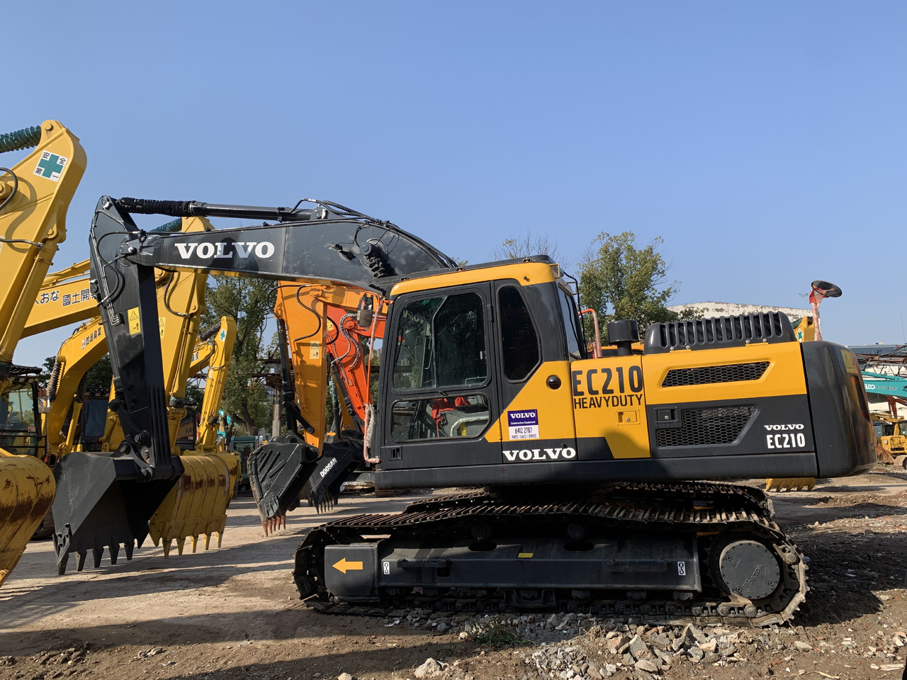Volvo EC210D - Bager na kotačima: slika Volvo EC210D - Bager na kotačima Volvo EC210D - Bager na kotačima: slika Volvo EC210D - Bager na kotačima