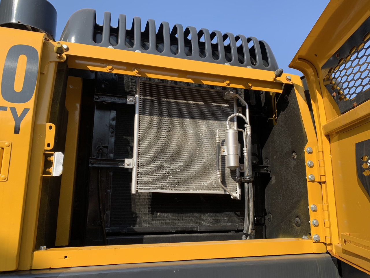 Volvo EC210D - Bager na kotačima: slika Volvo EC210D - Bager na kotačima Volvo EC210D - Bager na kotačima: slika Volvo EC210D - Bager na kotačima