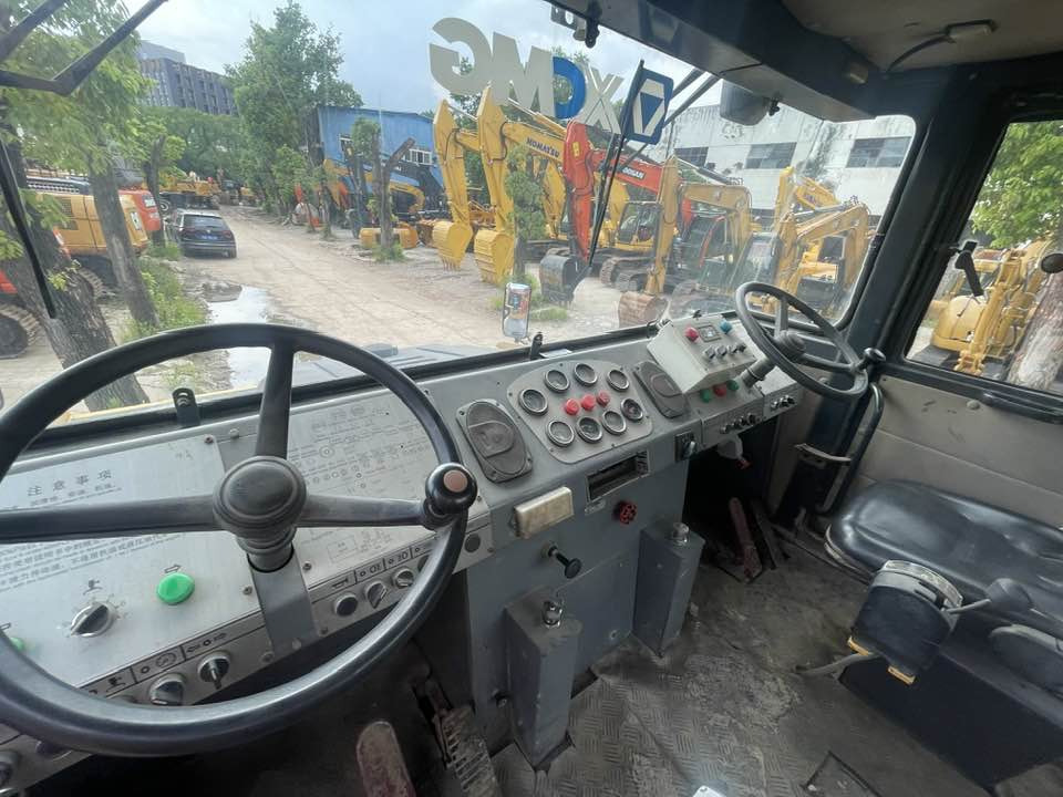 XCMG XP263 - Valjak: slika XCMG XP263 - Valjak XCMG XP263 - Valjak: slika XCMG XP263 - Valjak