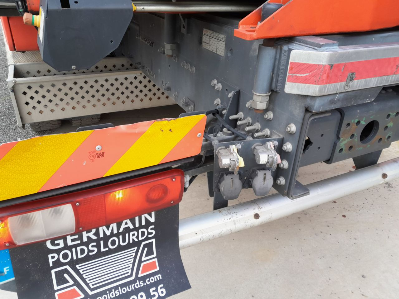 Renault C430 6x4 Standard platform Truck - Kamion s otvorenim sandukom, Kamion s kranom: slika Renault C430 6x4 Standard platform Truck - Kamion s otvorenim sandukom, Kamion s kranom Renault C430 6x4 Standard platform Truck - Kamion s otvorenim sandukom, Kamion s kranom: slika Renault C430 6x4 Standard platform Truck - Kamion s otvorenim sandukom, Kamion s kranom