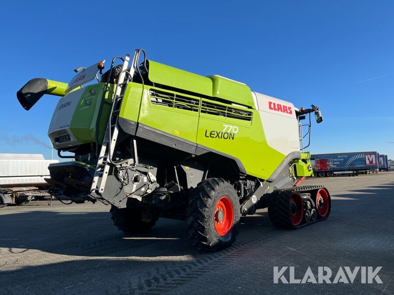 Claas LEXION 770 TT / VARIO 12M - Kombajn za žetvu: slika Claas LEXION 770 TT / VARIO 12M - Kombajn za žetvu Claas LEXION 770 TT / VARIO 12M - Kombajn za žetvu: slika Claas LEXION 770 TT / VARIO 12M - Kombajn za žetvu