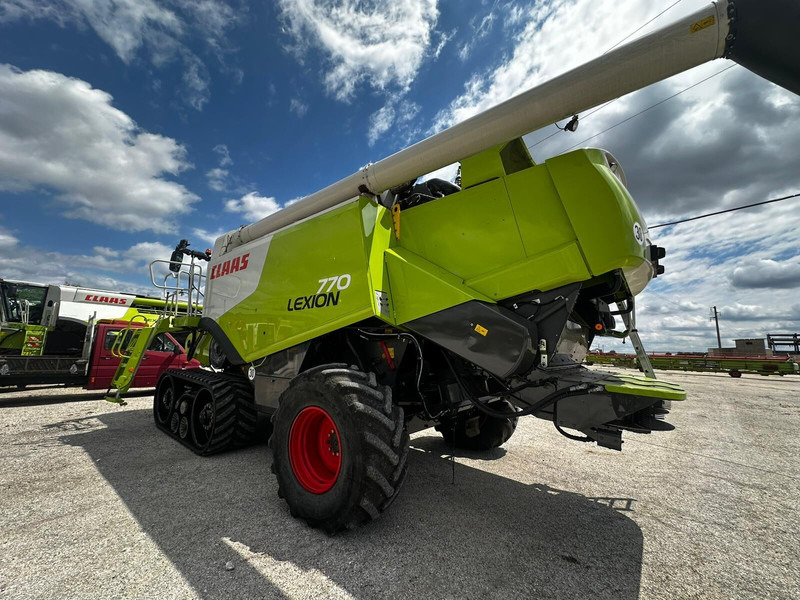 Claas Lexion 770 TT - Kombajn za žetvu: slika Claas Lexion 770 TT - Kombajn za žetvu Claas Lexion 770 TT - Kombajn za žetvu: slika Claas Lexion 770 TT - Kombajn za žetvu