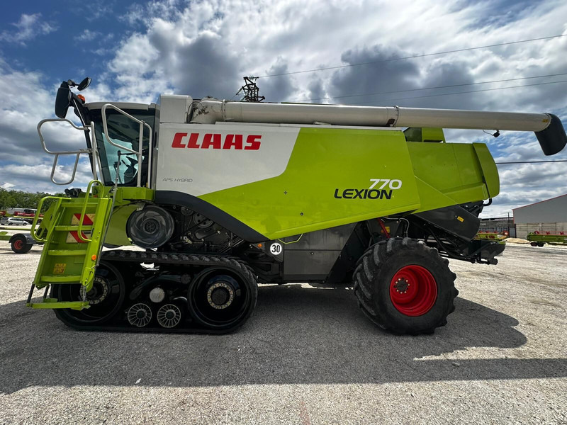 Claas Lexion 770 TT - Kombajn za žetvu: slika Claas Lexion 770 TT - Kombajn za žetvu Claas Lexion 770 TT - Kombajn za žetvu: slika Claas Lexion 770 TT - Kombajn za žetvu