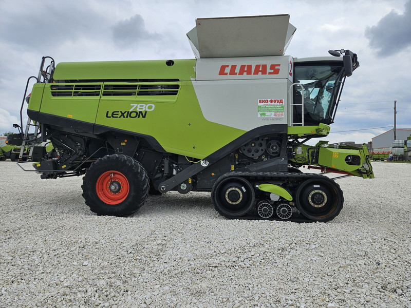 Claas Lexion 780 TT - Kombajn za žetvu: slika Claas Lexion 780 TT - Kombajn za žetvu Claas Lexion 780 TT - Kombajn za žetvu: slika Claas Lexion 780 TT - Kombajn za žetvu