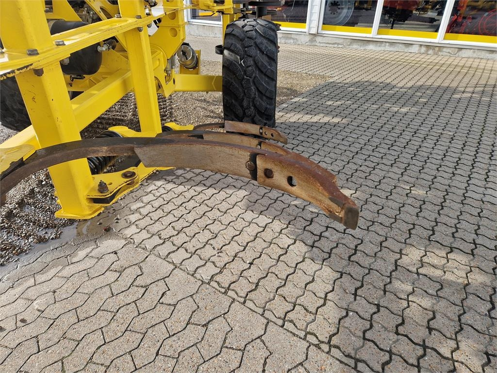 Bednar FENIX FO 6003 - Drljača: slika Bednar FENIX FO 6003 - Drljača Bednar FENIX FO 6003 - Drljača: slika Bednar FENIX FO 6003 - Drljača