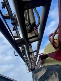 Hardi COMMANDER 4200L - Vučena prskalica: slika Hardi COMMANDER 4200L - Vučena prskalica Hardi COMMANDER 4200L - Vučena prskalica: slika Hardi COMMANDER 4200L - Vučena prskalica