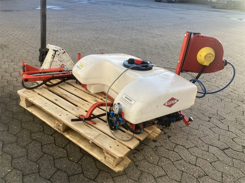 Kuhn EVOLIS Q80 - Prskalica za traktor: slika Kuhn EVOLIS Q80 - Prskalica za traktor Kuhn EVOLIS Q80 - Prskalica za traktor: slika Kuhn EVOLIS Q80 - Prskalica za traktor