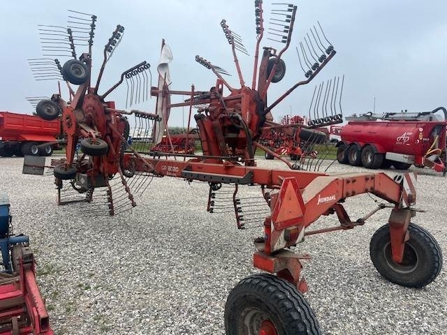 Kuhn GA8020 HYDRAULISK - Prevrtač sijena/ Grabulje: slika Kuhn GA8020 HYDRAULISK - Prevrtač sijena/ Grabulje Kuhn GA8020 HYDRAULISK - Prevrtač sijena/ Grabulje: slika Kuhn GA8020 HYDRAULISK - Prevrtač sijena/ Grabulje