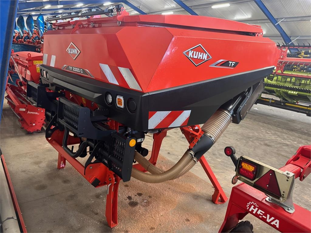Kuhn TF 2300 C ISOBUS - Spremnik: slika Kuhn TF 2300 C ISOBUS - Spremnik Kuhn TF 2300 C ISOBUS - Spremnik: slika Kuhn TF 2300 C ISOBUS - Spremnik