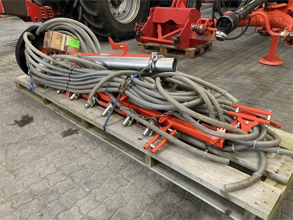 Kuhn TF FORDELERHOVE - Oprema za sijanje: slika Kuhn TF FORDELERHOVE - Oprema za sijanje Kuhn TF FORDELERHOVE - Oprema za sijanje: slika Kuhn TF FORDELERHOVE - Oprema za sijanje