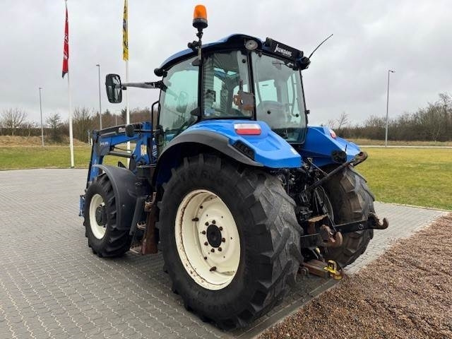 New Holland T5.115 EC - Traktor: slika New Holland T5.115 EC - Traktor New Holland T5.115 EC - Traktor: slika New Holland T5.115 EC - Traktor