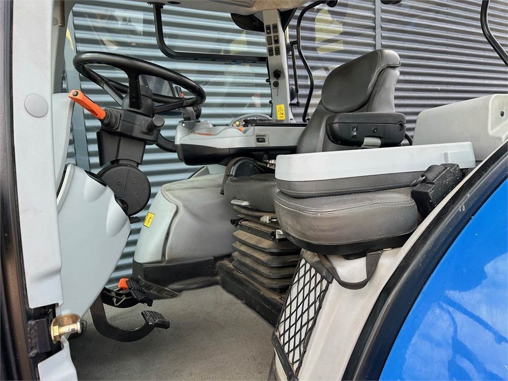 Zakup New Holland T7.270AC KEY New Holland T7.270AC KEY: slika Zakup New Holland T7.270AC KEY New Holland T7.270AC KEY Zakup New Holland T7.270AC KEY New Holland T7.270AC KEY: slika Zakup New Holland T7.270AC KEY New Holland T7.270AC KEY