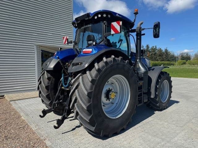 New Holland T7.315 HD AC NEW GEN - Traktor: slika New Holland T7.315 HD AC NEW GEN - Traktor New Holland T7.315 HD AC NEW GEN - Traktor: slika New Holland T7.315 HD AC NEW GEN - Traktor