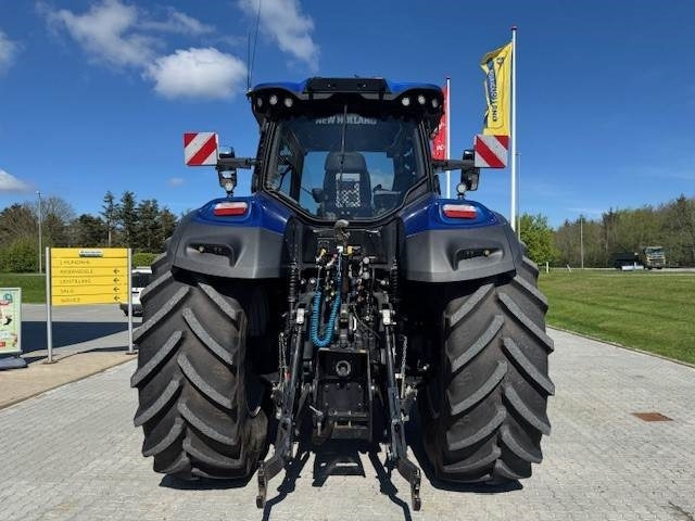 New Holland T7.315 HD AC NEW GEN - Traktor: slika New Holland T7.315 HD AC NEW GEN - Traktor New Holland T7.315 HD AC NEW GEN - Traktor: slika New Holland T7.315 HD AC NEW GEN - Traktor