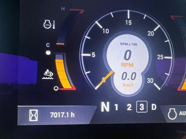 New Holland W190D ZB T4B - Utovarivač na kotačima: slika New Holland W190D ZB T4B - Utovarivač na kotačima New Holland W190D ZB T4B - Utovarivač na kotačima: slika New Holland W190D ZB T4B - Utovarivač na kotačima