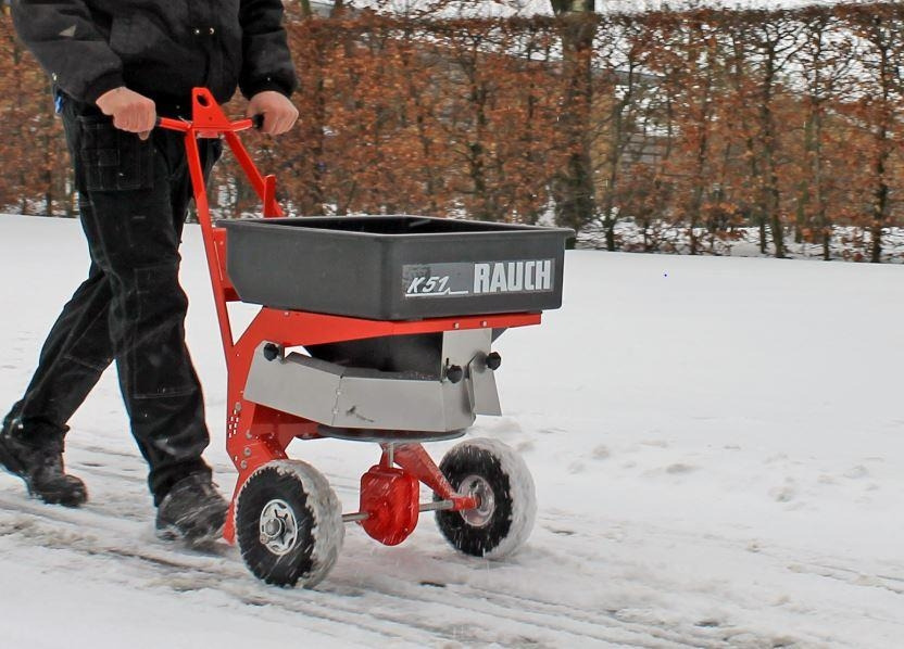 Rauch K 51 SPREDER - Posipač pijeska/ Soli za Namjenska/ Posebna vozila: slika Rauch K 51 SPREDER - Posipač pijeska/ Soli za Namjenska/ Posebna vozila Rauch K 51 SPREDER - Posipač pijeska/ Soli za Namjenska/ Posebna vozila: slika Rauch K 51 SPREDER - Posipač pijeska/ Soli za Namjenska/ Posebna vozila