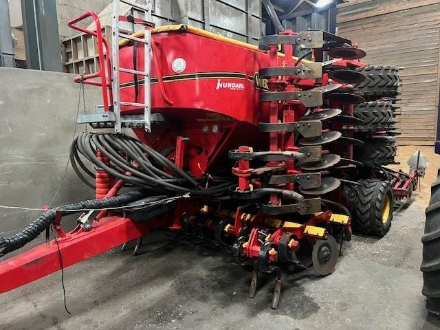 Vaderstad SPIRIT ST600S XL - Kombajn i sijačica: slika Vaderstad SPIRIT ST600S XL - Kombajn i sijačica Vaderstad SPIRIT ST600S XL - Kombajn i sijačica: slika Vaderstad SPIRIT ST600S XL - Kombajn i sijačica