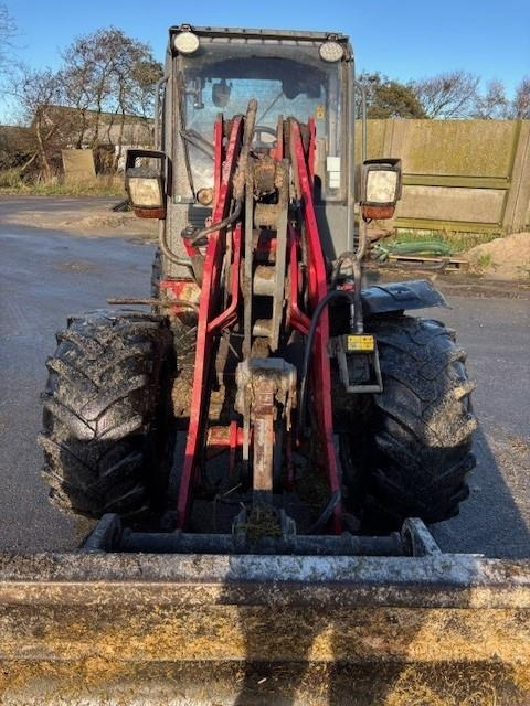 Weidemann 2070 CX LP - Utovarivač na kotačima: slika Weidemann 2070 CX LP - Utovarivač na kotačima Weidemann 2070 CX LP - Utovarivač na kotačima: slika Weidemann 2070 CX LP - Utovarivač na kotačima