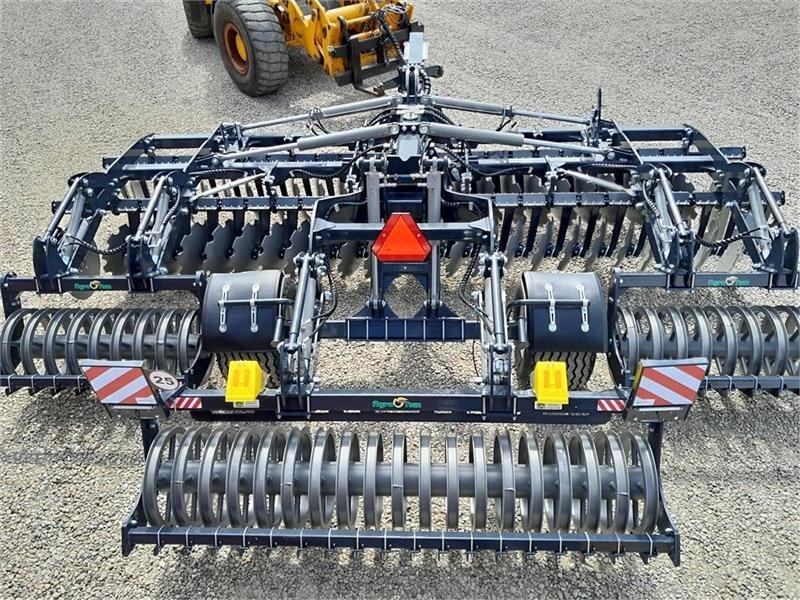 Agro - TOM 6 Meter discharve - Tanjurača: slika Agro - TOM 6 Meter discharve - Tanjurača Agro - TOM 6 Meter discharve - Tanjurača: slika Agro - TOM 6 Meter discharve - Tanjurača