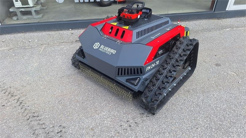 Blue Bird Fm24-70 Fabriks ny - Vrtna kosilica: slika Blue Bird Fm24-70 Fabriks ny - Vrtna kosilica Blue Bird Fm24-70 Fabriks ny - Vrtna kosilica: slika Blue Bird Fm24-70 Fabriks ny - Vrtna kosilica